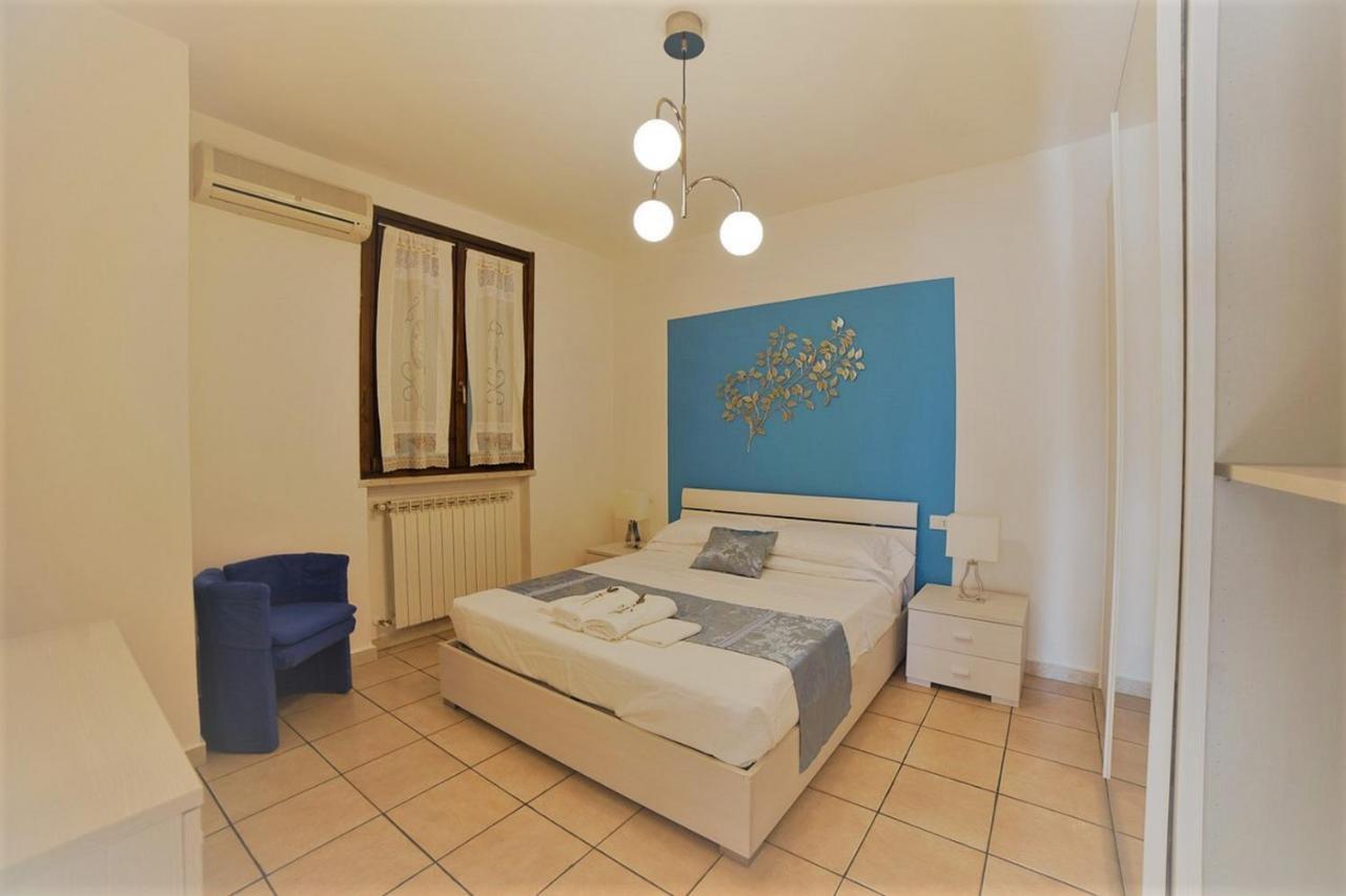 Alloro Appartamenti Sirmione Bagian luar foto