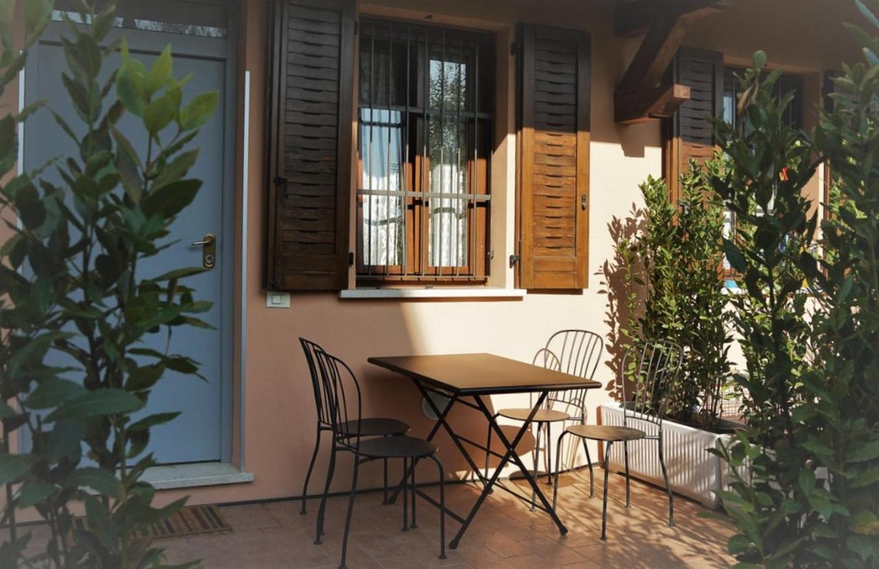 Alloro Appartamenti Sirmione Bagian luar foto